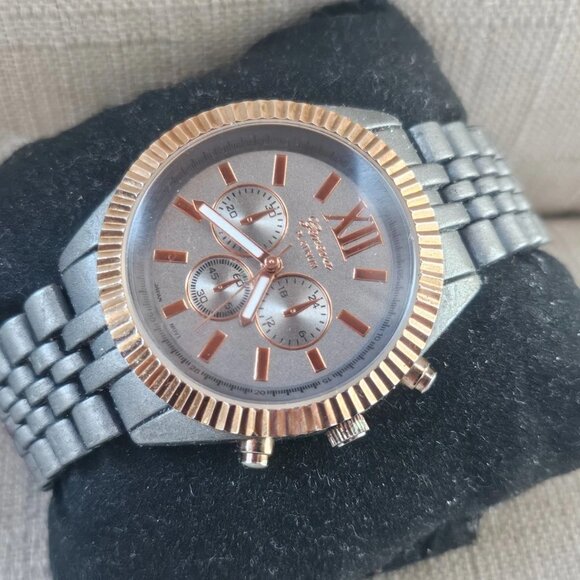 Geneva Women Wristwatch Grey Tone Metal Chain Strap Analog Quartz Watch - Picture 6 of 11